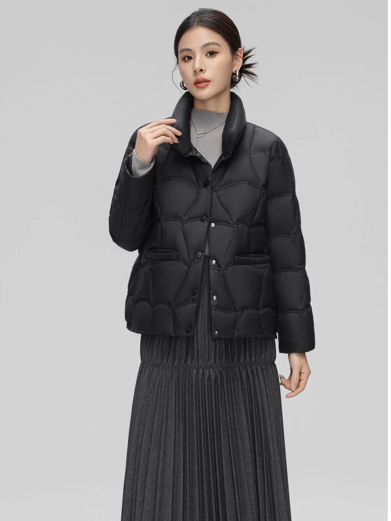 Ladies Lightweight Wave Stitch Puffer Jacket Stand‑Collar Snap Closure Casual Short Outerwear