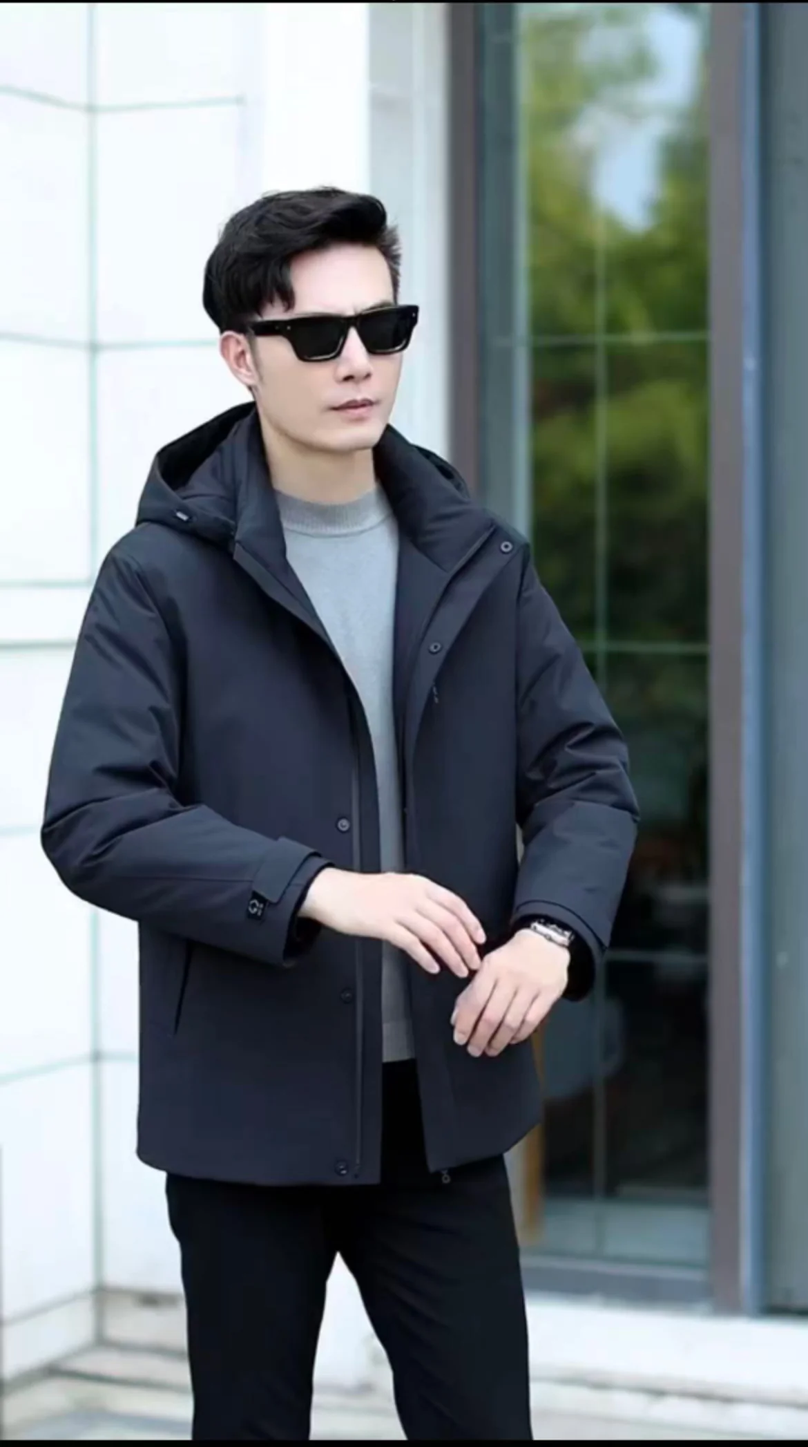 Men Business‑Casual Hooded Puffer Jacket Full Zip Wind Resistant Short Winter Outerwear