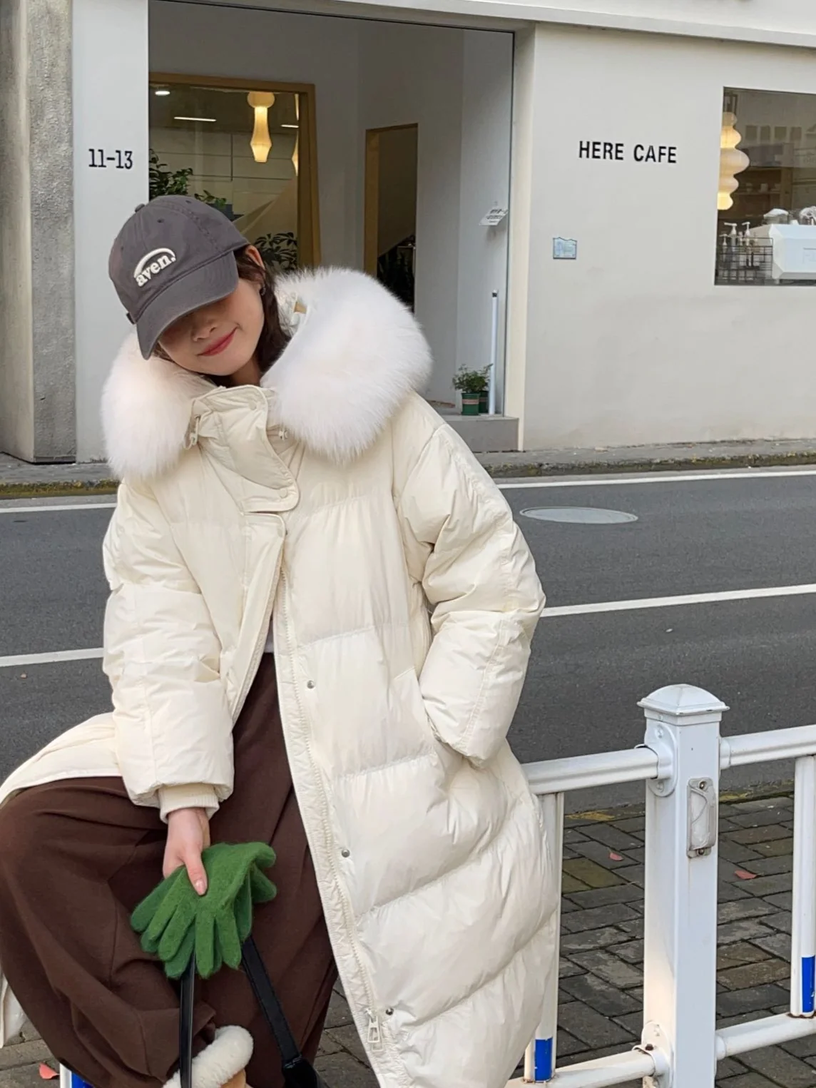 Women Long Hooded Down Coat With Big Real Fur Collar, Belted Waist Slim Fit Puffer Jacket Winter Outerwear
