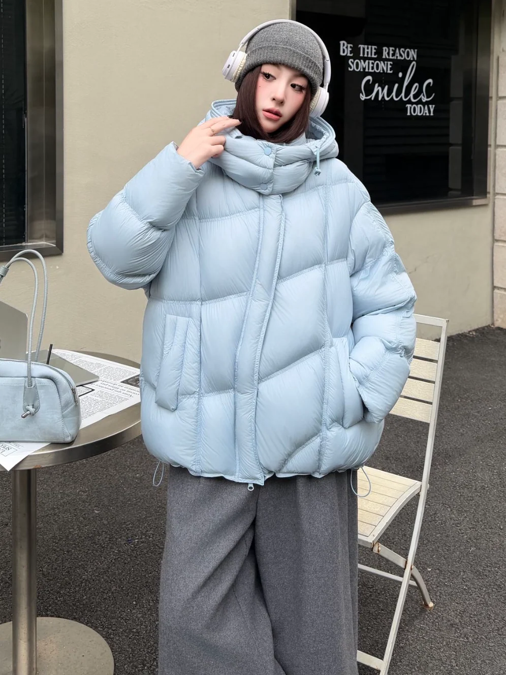 Women Oversized Hooded Puffer Jacket, Loose Boxy Short Quilted Winter Down Coat