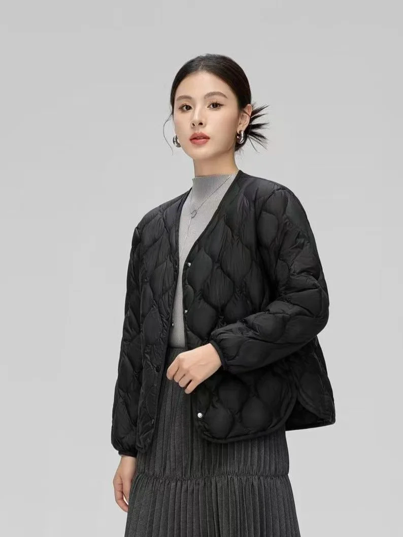 Women V‑Neck Collar‑Less Rhombus‑Quilted Lightweight Down Jacket