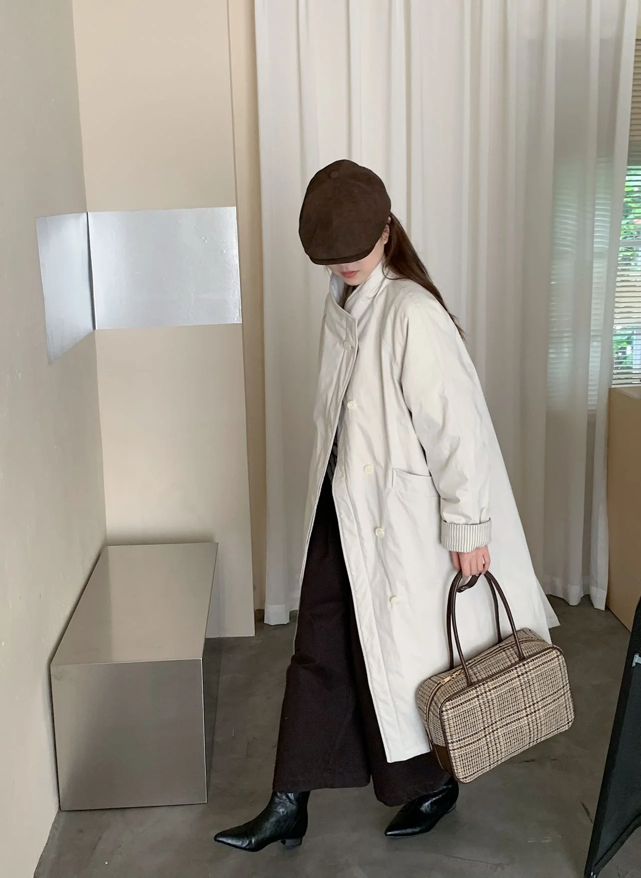 Women Long Trench‑Style Duck Down Coat Oversized Loose Lapel Stand Collar Midi Winter Puffer Parka With Striped Cuff Liner