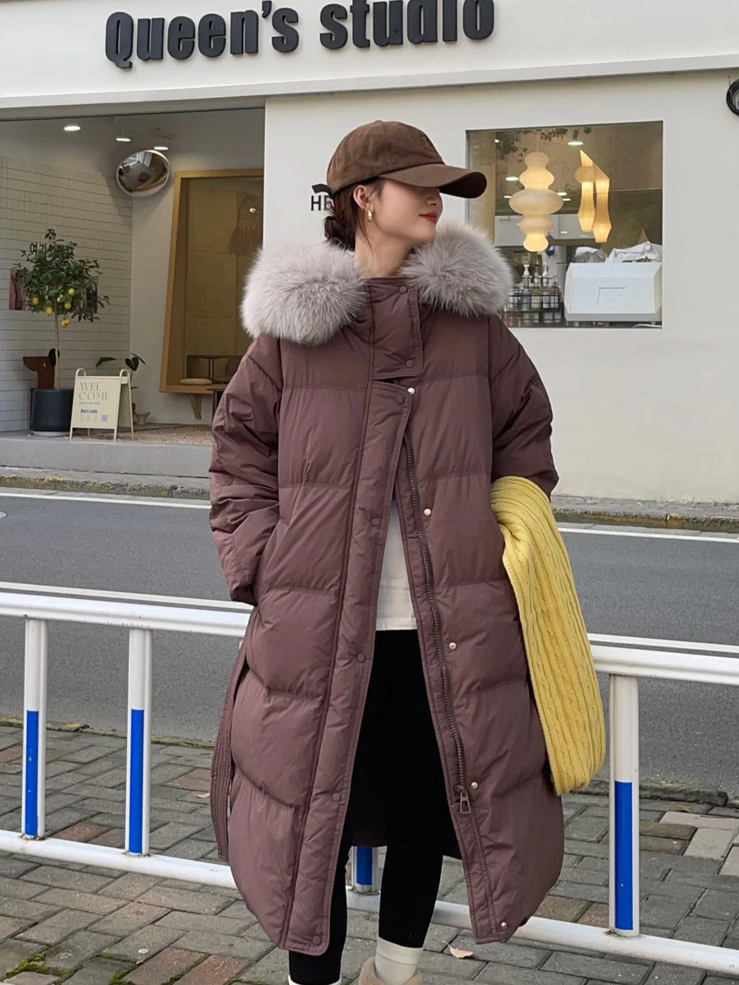 Women Long Hooded Down Coat With Big Real Fur Collar, Belted Waist Slim Fit Puffer Jacket Winter Outerwear